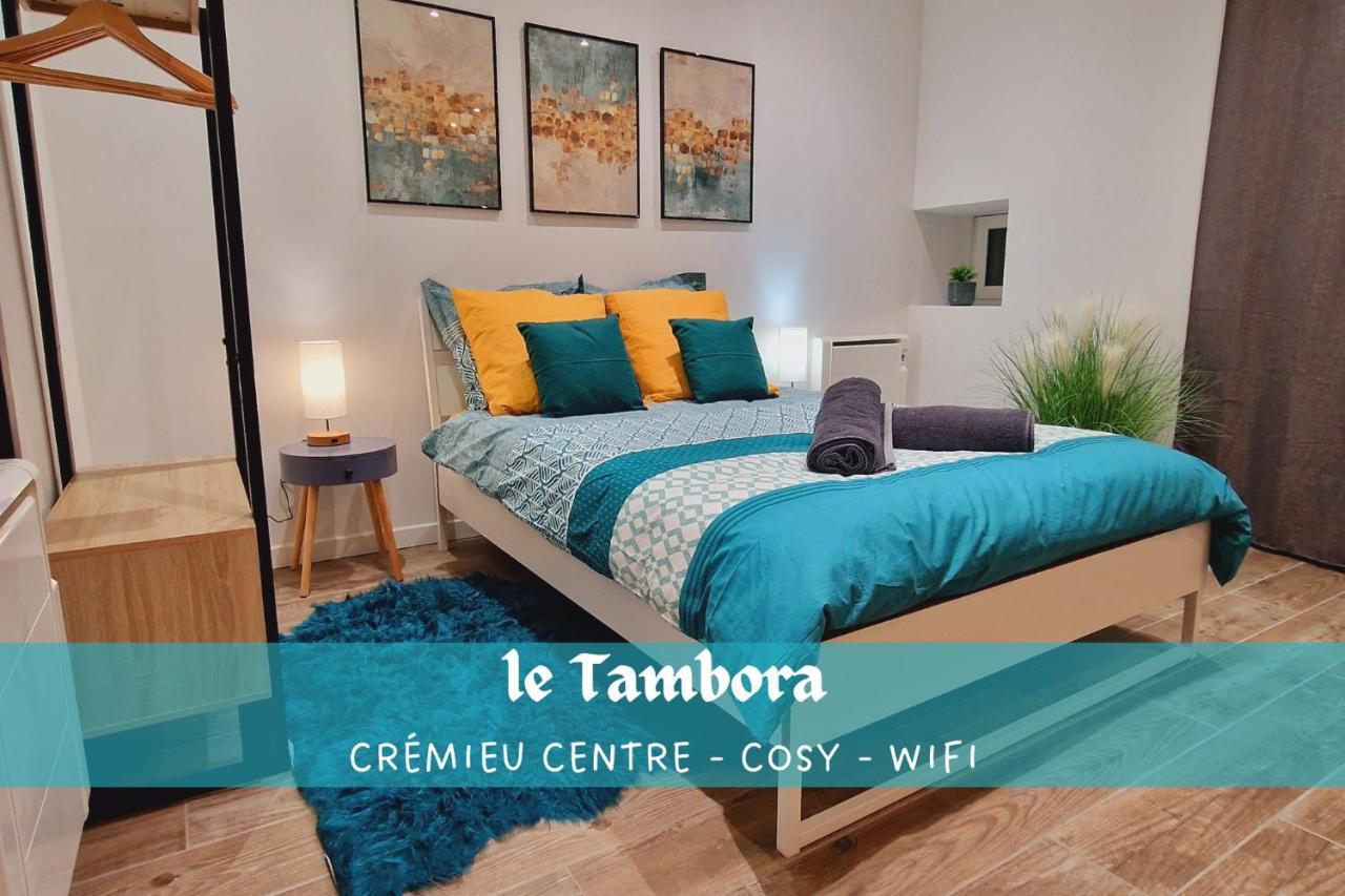 Nid Douillet Pres De La Halle - Le Tambora Cremieu Exterior photo